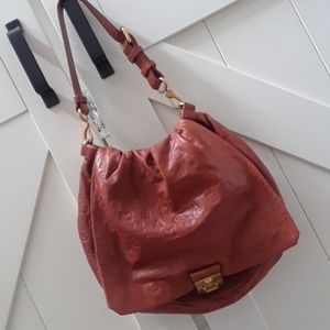Marc Jacobs..lambskin logo flap hobo